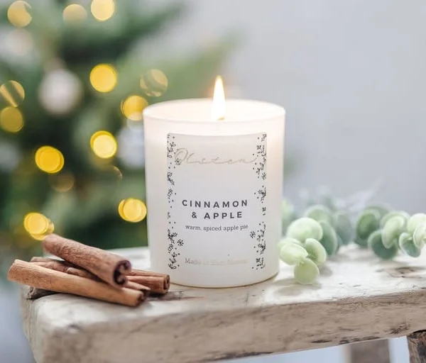 Cinnamon & Apple Scented Candle