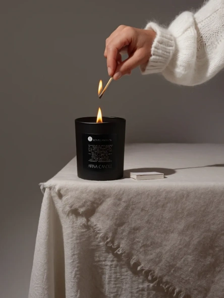 Luxury Black Candle in Minimalist