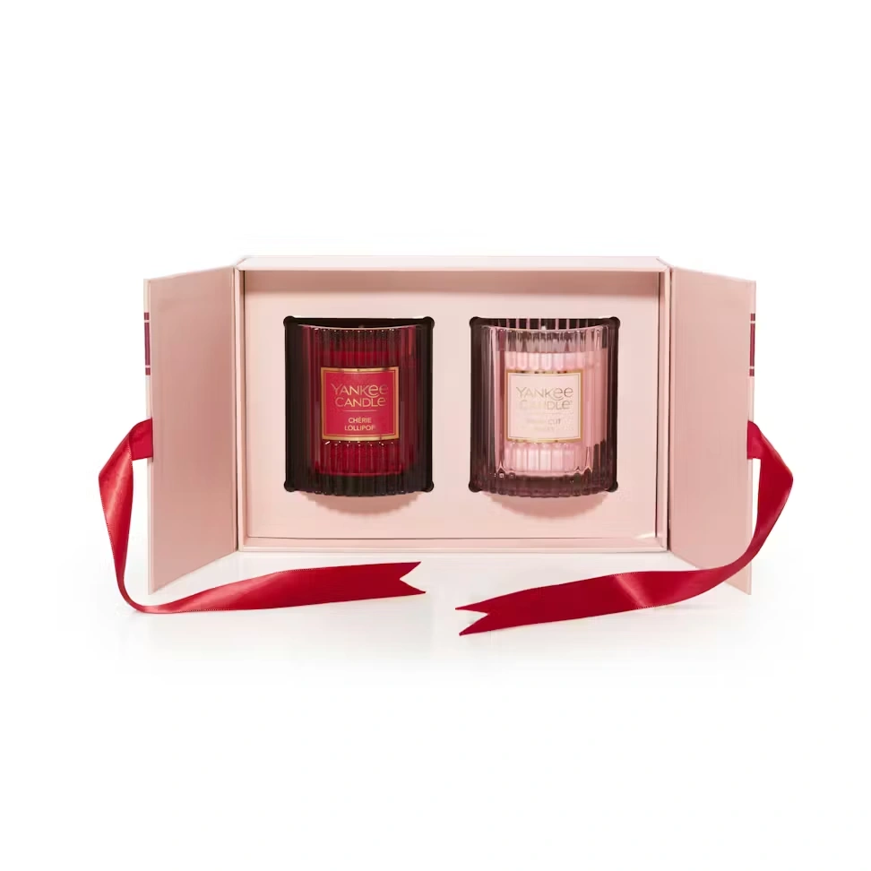 love-is-in-the-air-fluted-candles-gift-set