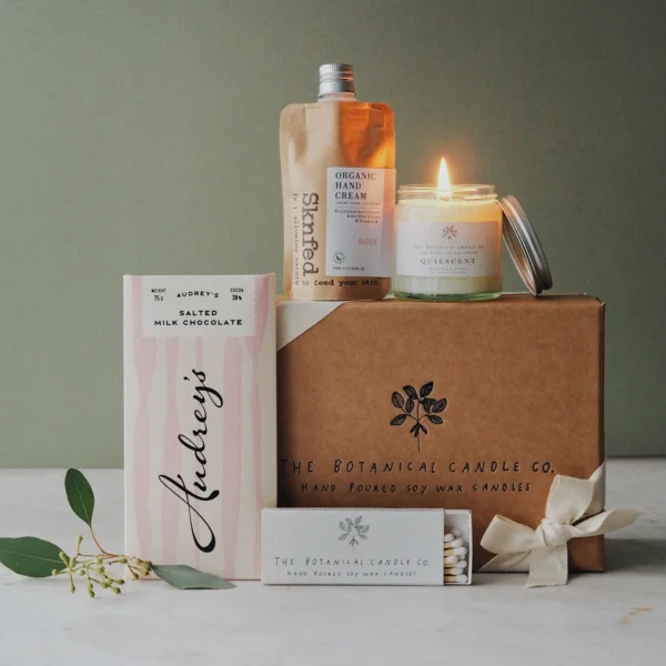 the-comforting-candle-gift-box