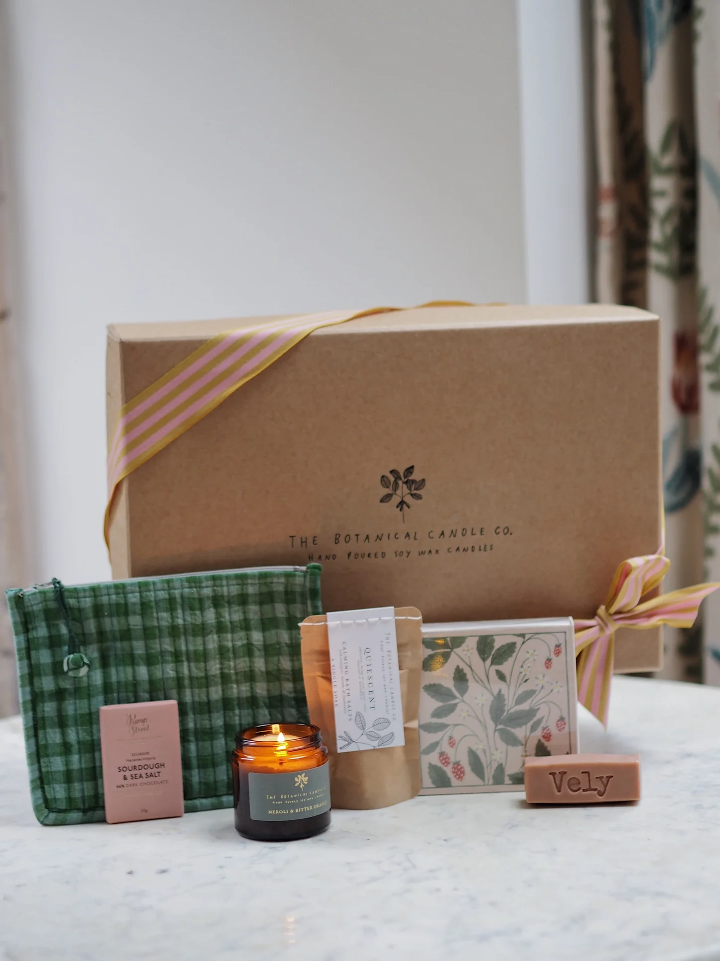 the-megan-candle-gift-box