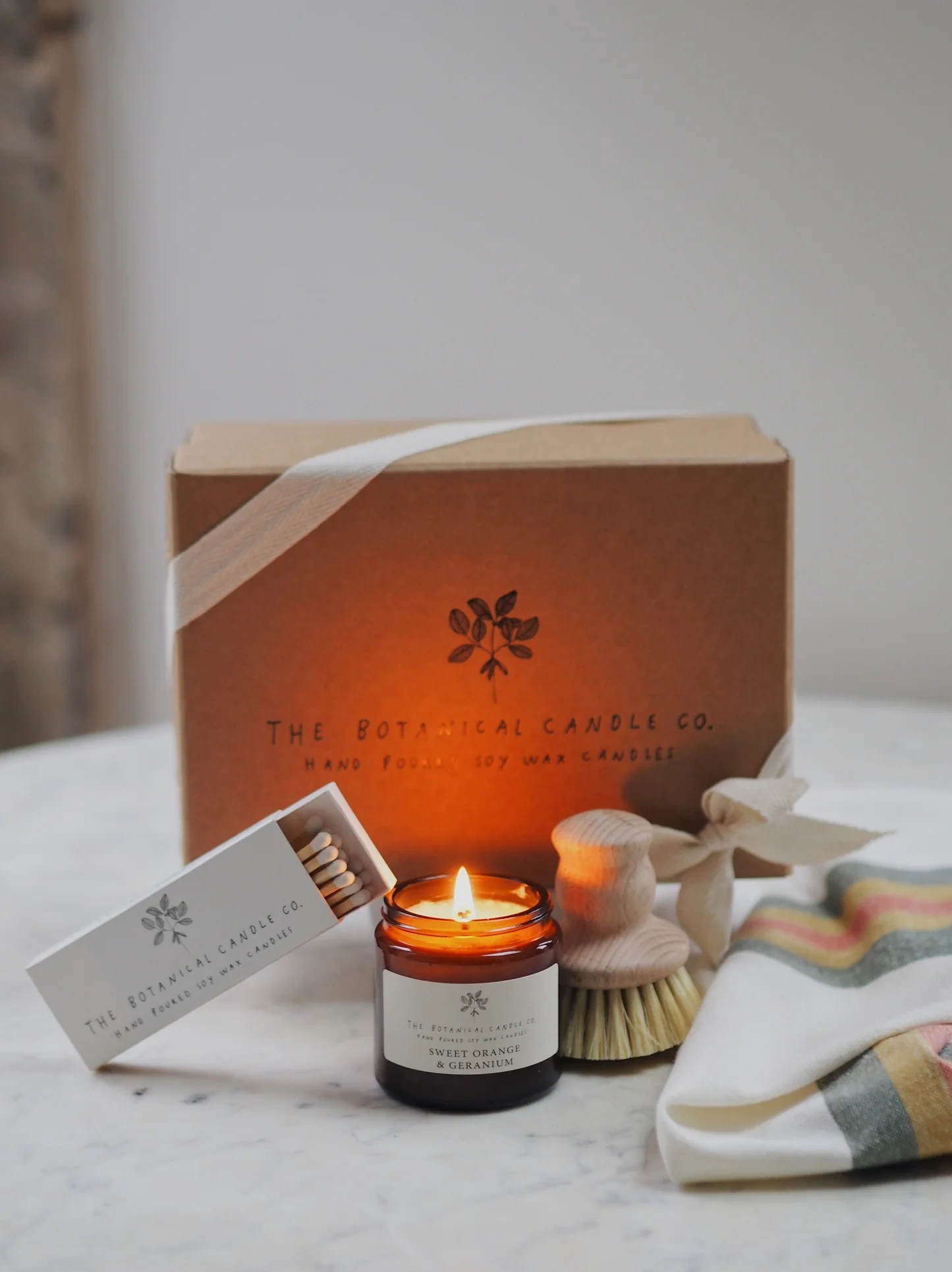 the-new-home-candle-gift-box